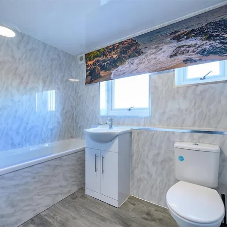 Δωμάτια σε οικογενειακή κατοικία -rbgs- For Your Relaxed, Cosy Stay, Free Parking