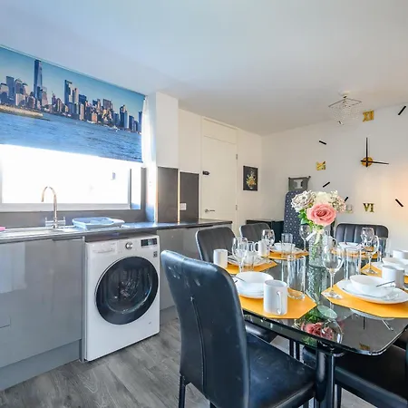 -rbgs- For Your Relaxed, Cosy Stay, Free Parking * Leeds