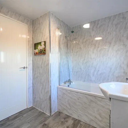 Rb46Gs - Cozy Double Room In West Yorkshire Homestay szállás *