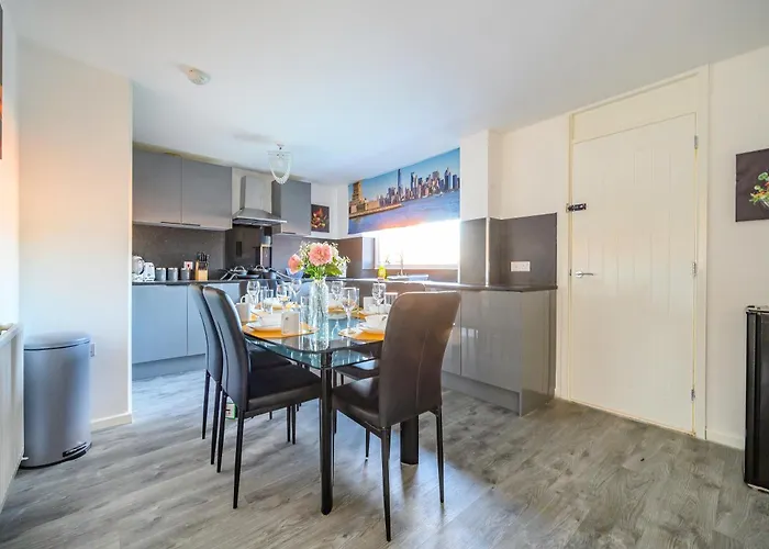 -rbgs- For Your Relaxed, Cosy Stay, Free Parking Homestay